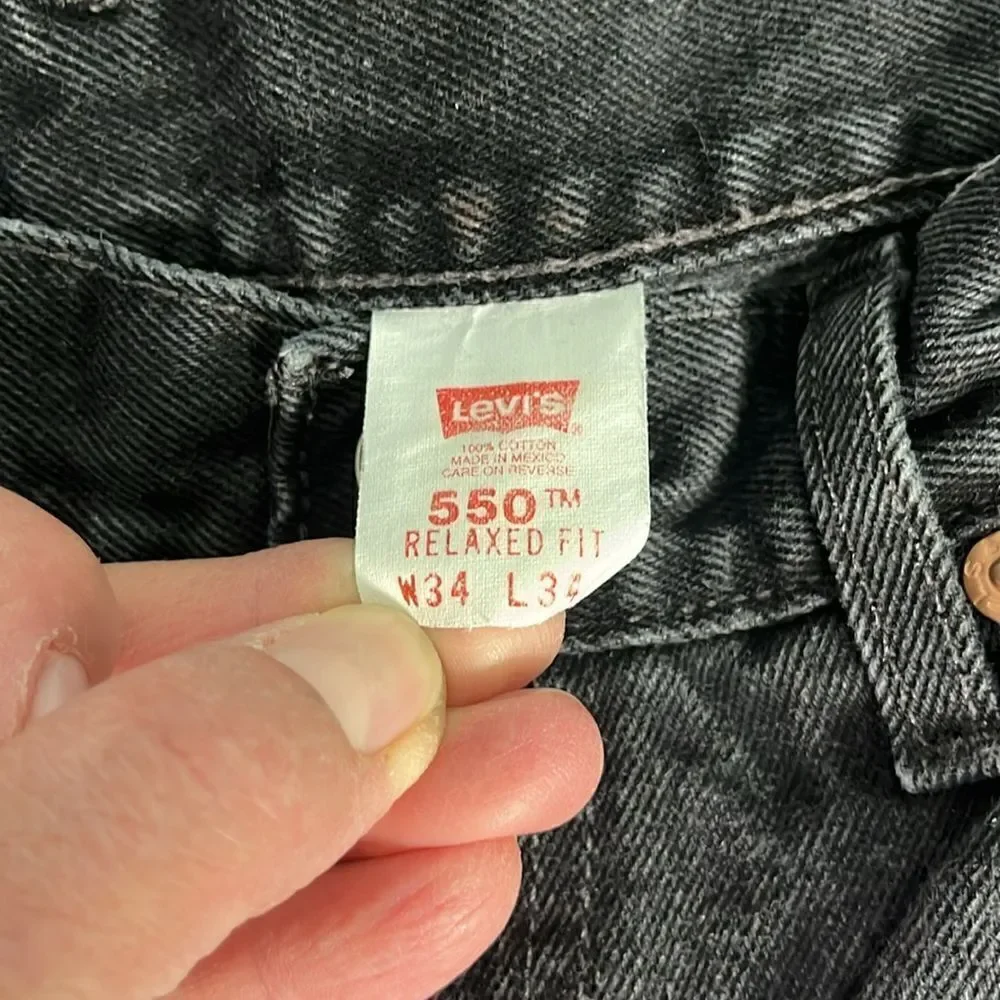 LEVI’s 550 34 X 34 Black Light Fade Relaxed Fit Denim jeans